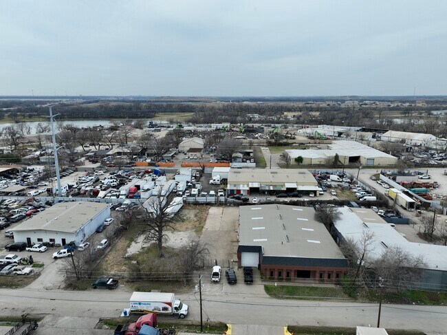 Plus de détails pour 2119 Quincy St, Dallas, TX - Industriel à louer