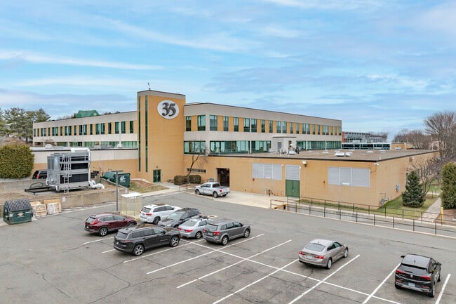 More details for 35 Nutmeg Dr, Trumbull, CT - Office for Lease