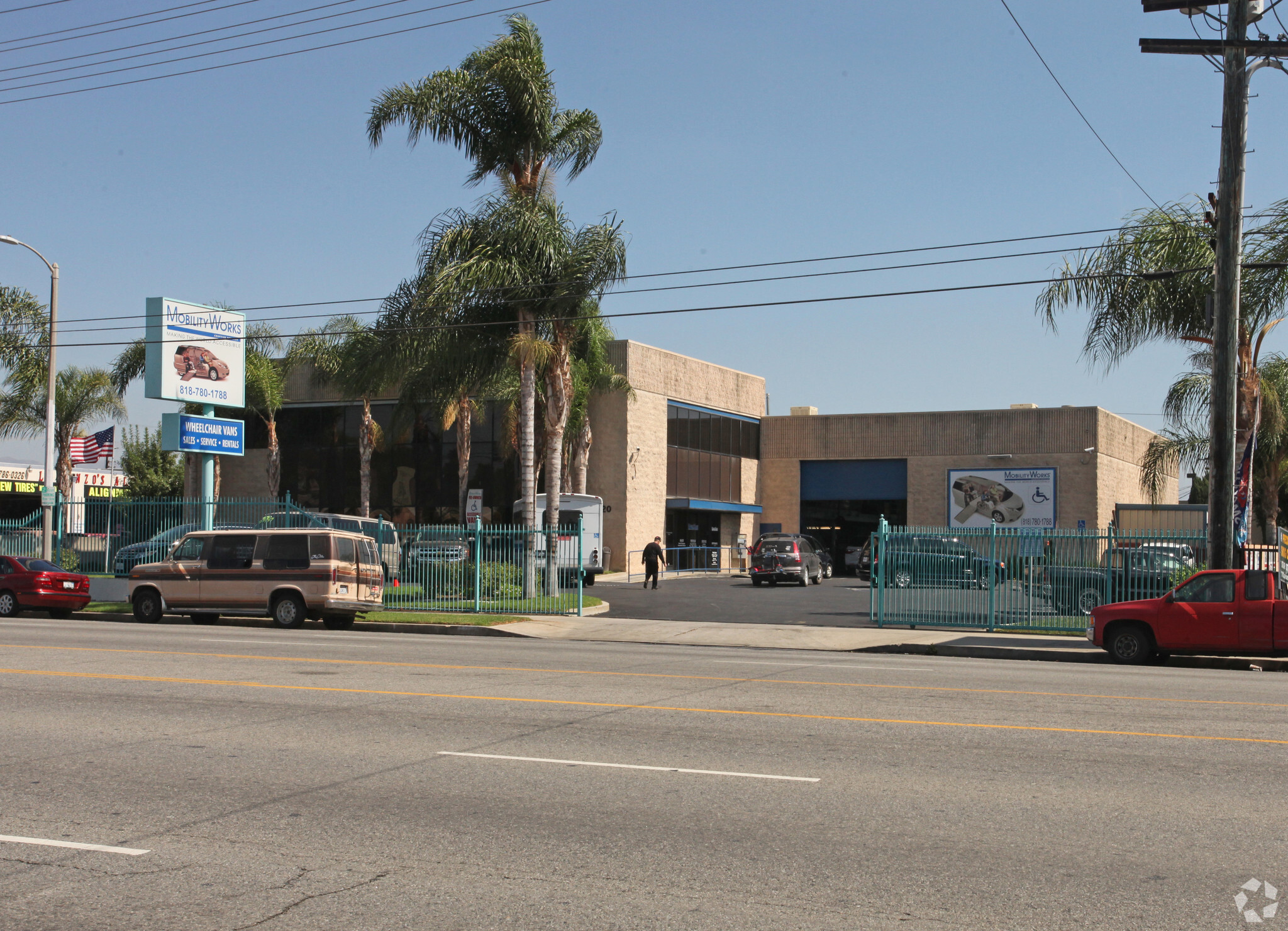 7720 Sepulveda Blvd, Van Nuys, CA à vendre Photo du bâtiment- Image 1 de 1