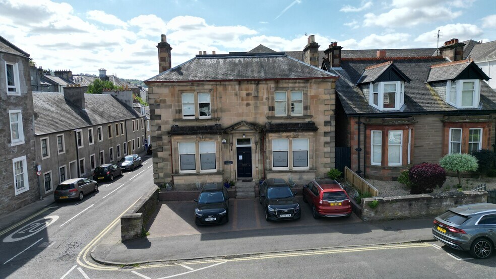 10 Barossa Pl, Perth à louer - Photo du bâtiment - Image 1 de 9