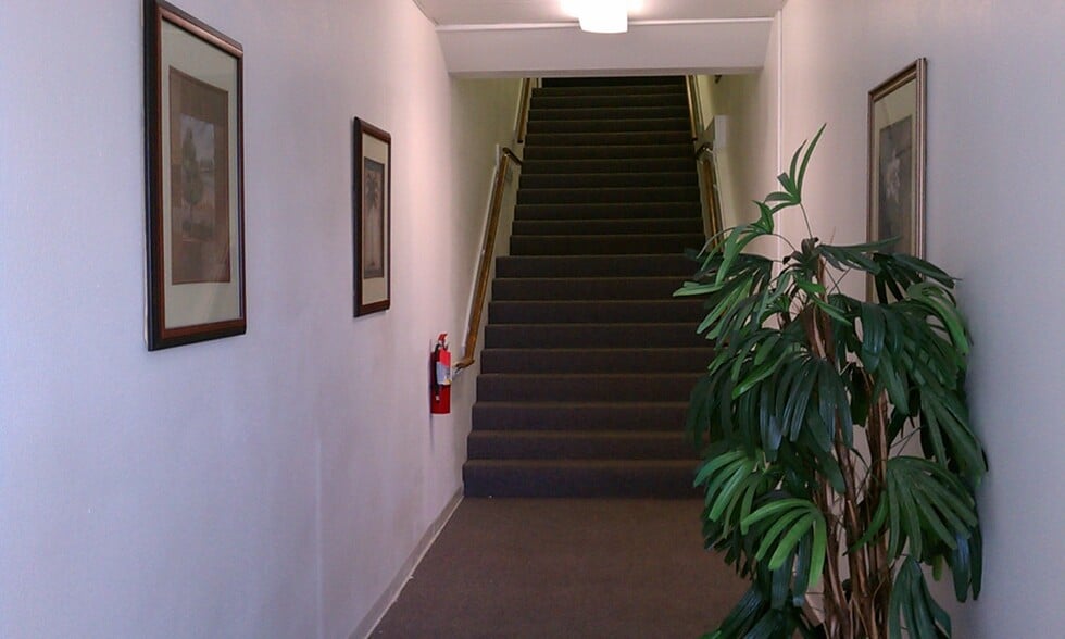 5620-5630 W Charleston Blvd, Las Vegas, NV à louer - Photo intérieure - Image 3 de 17