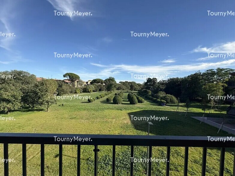 Bureau dans Toulouse à louer - Photo du bâtiment - Image 3 de 10