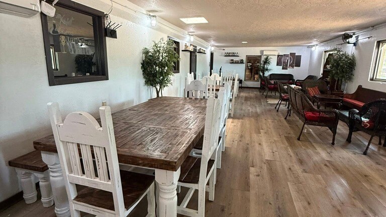 101 County Road 257, Liberty Hill, TX à vendre - Photo intérieure - Image 3 de 8