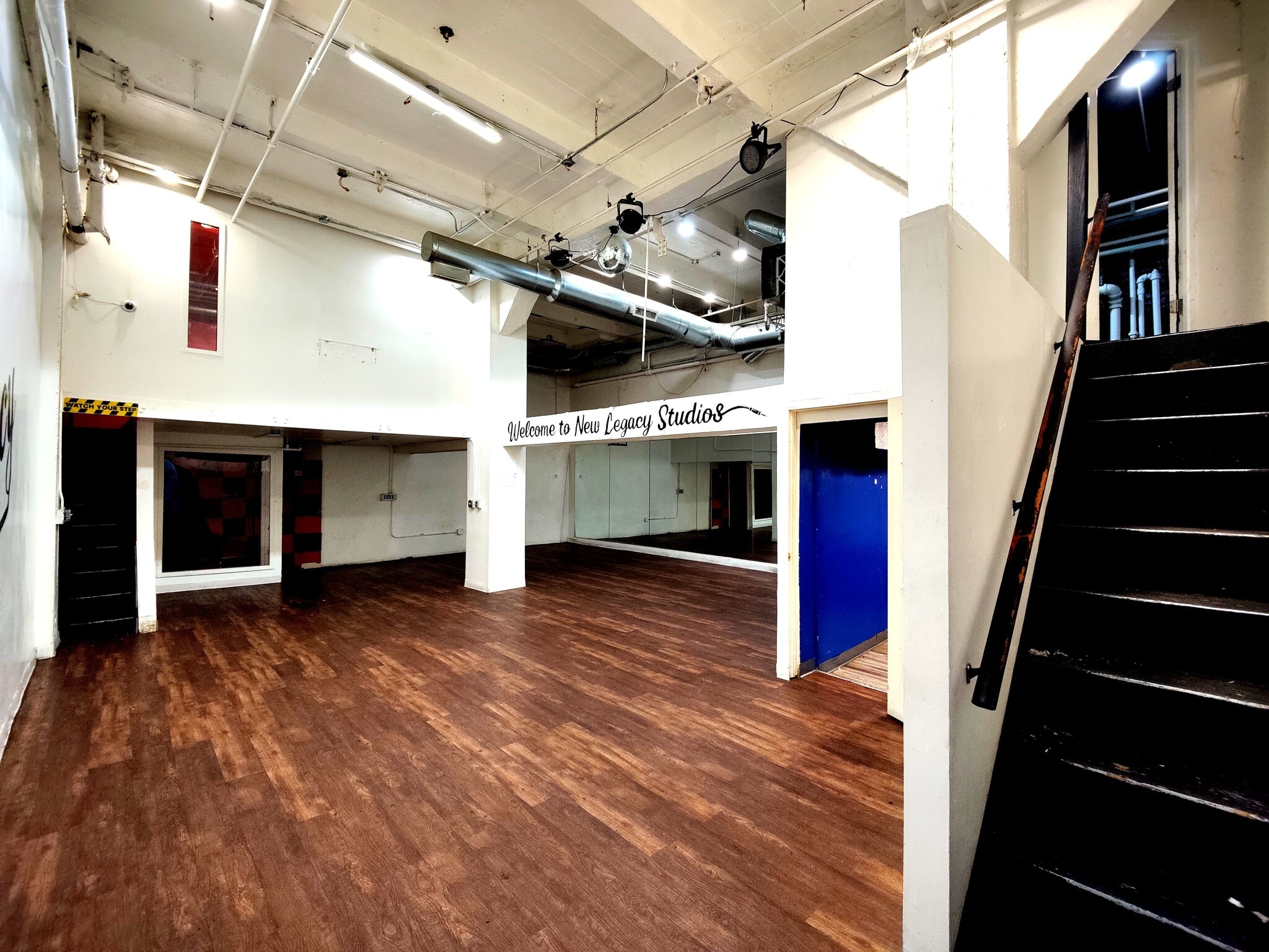 344 W 38th St, New York, NY for lease Interior Photo- Image 1 of 8