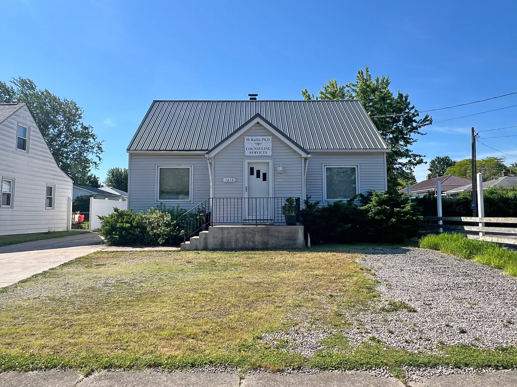 1213 W 38th St, Erie, PA à vendre Photo du bâtiment- Image 1 de 29