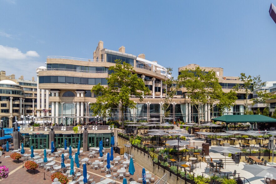 3050 K St NW, Washington, DC à louer - Photo du bâtiment - Image 3 de 12