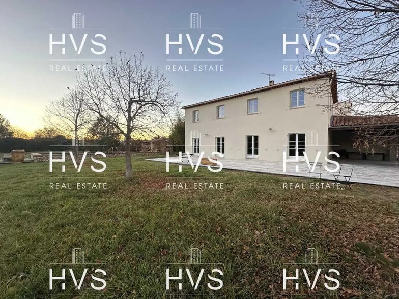 Office in Aix-en-Provence for lease - Building Photo - Image 3 of 14