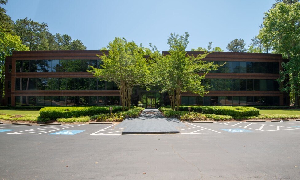200 Westpark Dr, Peachtree City, GA à louer - Photo du bâtiment - Image 3 de 12
