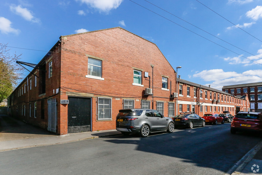 Mill Ln, Leeds for lease - Building Photo - Image 2 of 4