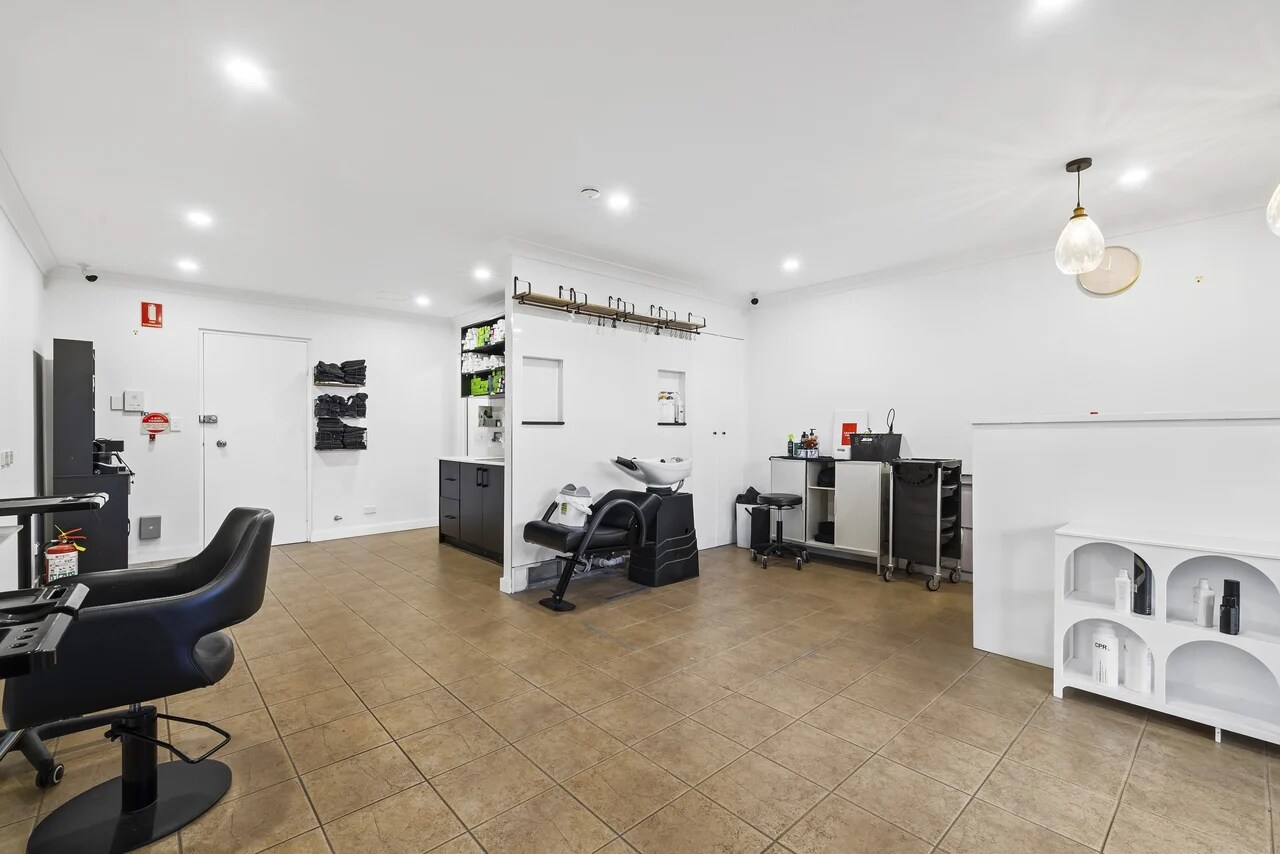 586 Parramatta Rd, Croydon, NSW 2132 - Unité 3 -  - Photo intérieure - Image 2 of 5