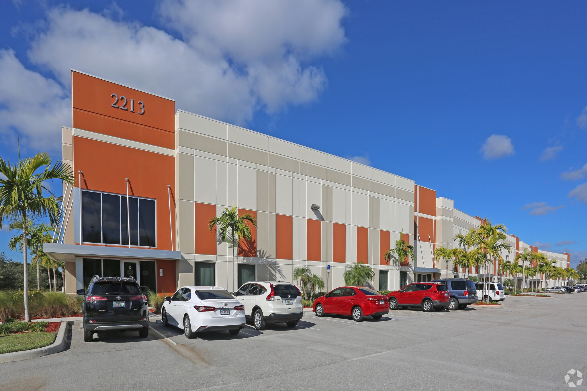 2213 Vista Pky N, West Palm Beach, FL for lease Primary Photo- Image 1 of 14