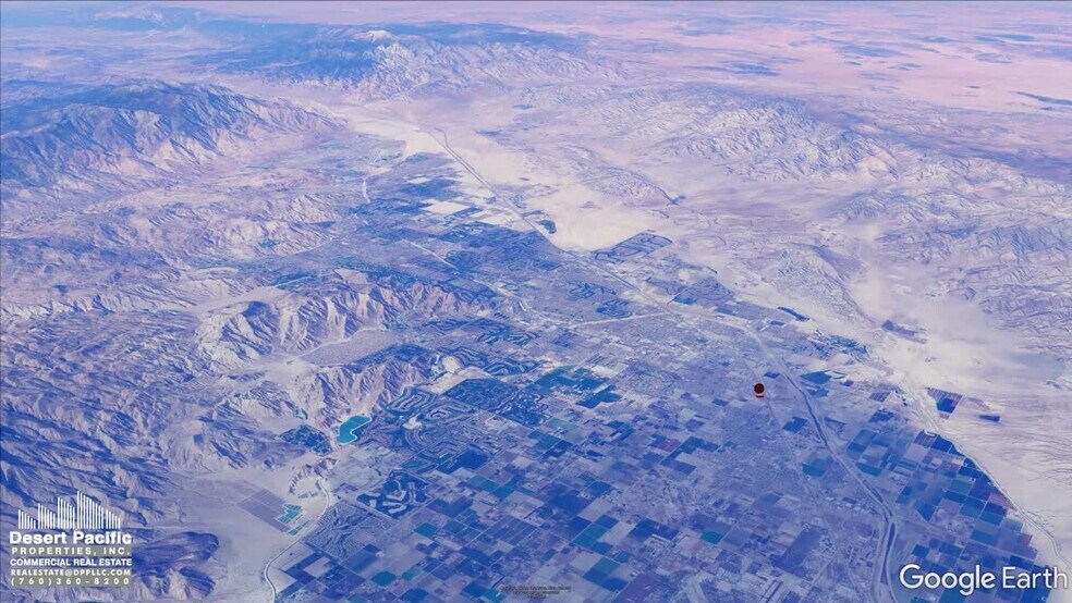 84417 Indio Blvd, Indio, CA à louer - Vidéo sur l’inscription commerciale - Image 2 de 9