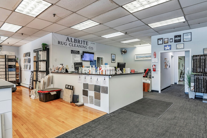 223 Winthrop Ave, Lawrence, MA for sale - Building Photo - Image 3 of 20