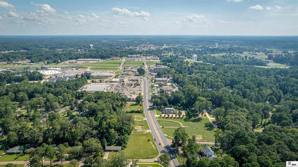 1607 N Trenton St, Ruston, LA à vendre - Photo du bâtiment - Image 2 de 9