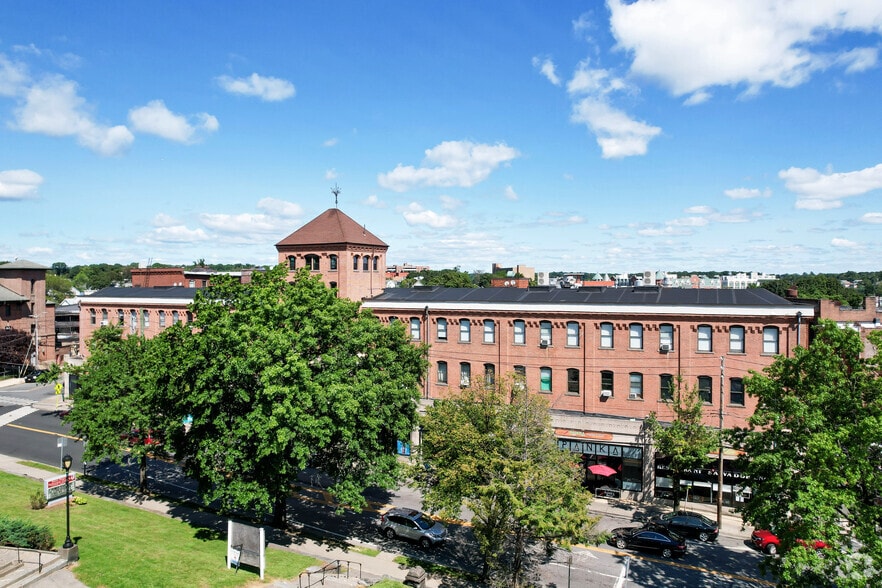 168 Irving Ave, Port Chester, NY à louer - Photo du bâtiment - Image 3 de 18