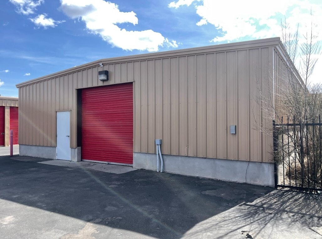 2460 Prospect Dr, Idaho Falls, ID for lease Building Photo- Image 1 of 6