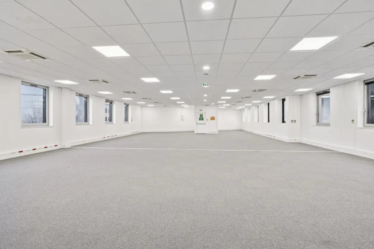 3-5 Promenade De La Bonnette, Gennevilliers for lease Interior Photo- Image 1 of 16