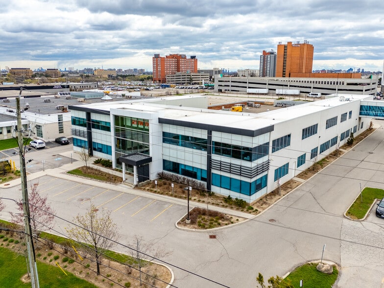 27 Fasken Dr, Toronto, ON for sale - Building Photo - Image 3 of 17