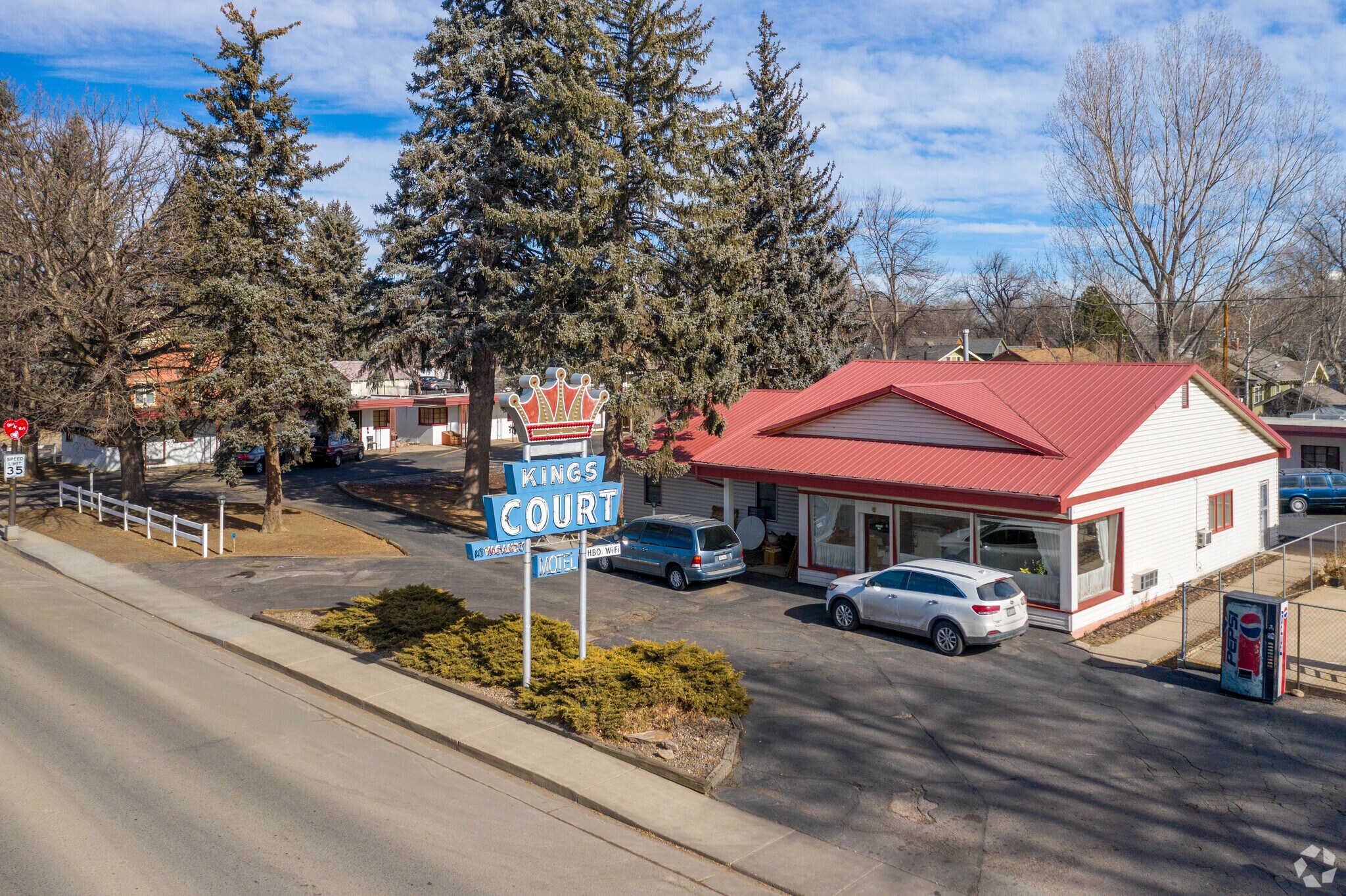 928 N Lincoln Ave, Loveland, CO à vendre Photo principale- Image 1 de 22