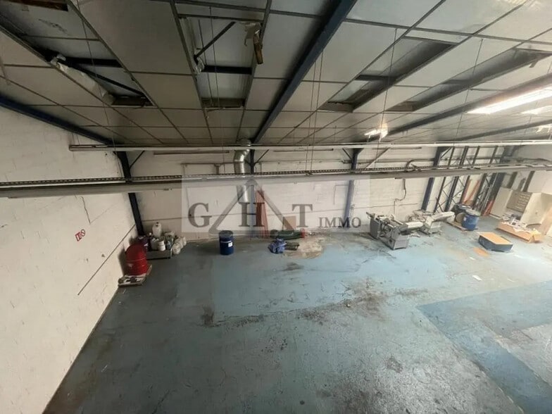 Industrial in Maisons-Alfort for sale - Interior Photo - Image 3 of 7