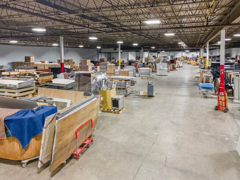 2051 Sherbrook Ave, Indianapolis, IN à vendre - Photo intérieure - Image 3 de 15