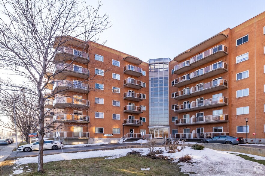 7405-7415 Beaubien St E, Anjou, QC à vendre - Photo du bâtiment - Image 3 de 4