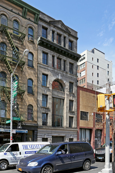 214 Lafayette St, New York, NY for sale - Building Photo - Image 3 of 4