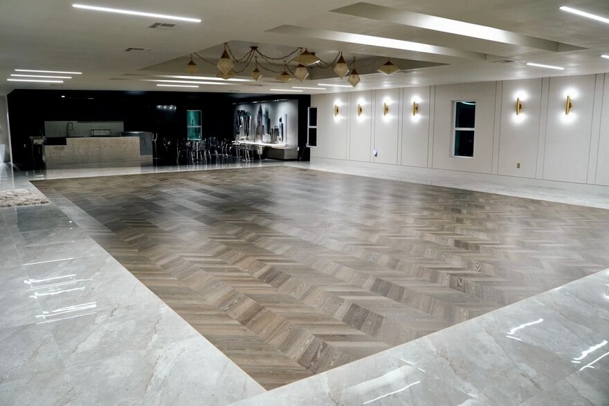 8203 John Martin Rd, Baytown, TX for lease - Building Photo - Image 2 of 7