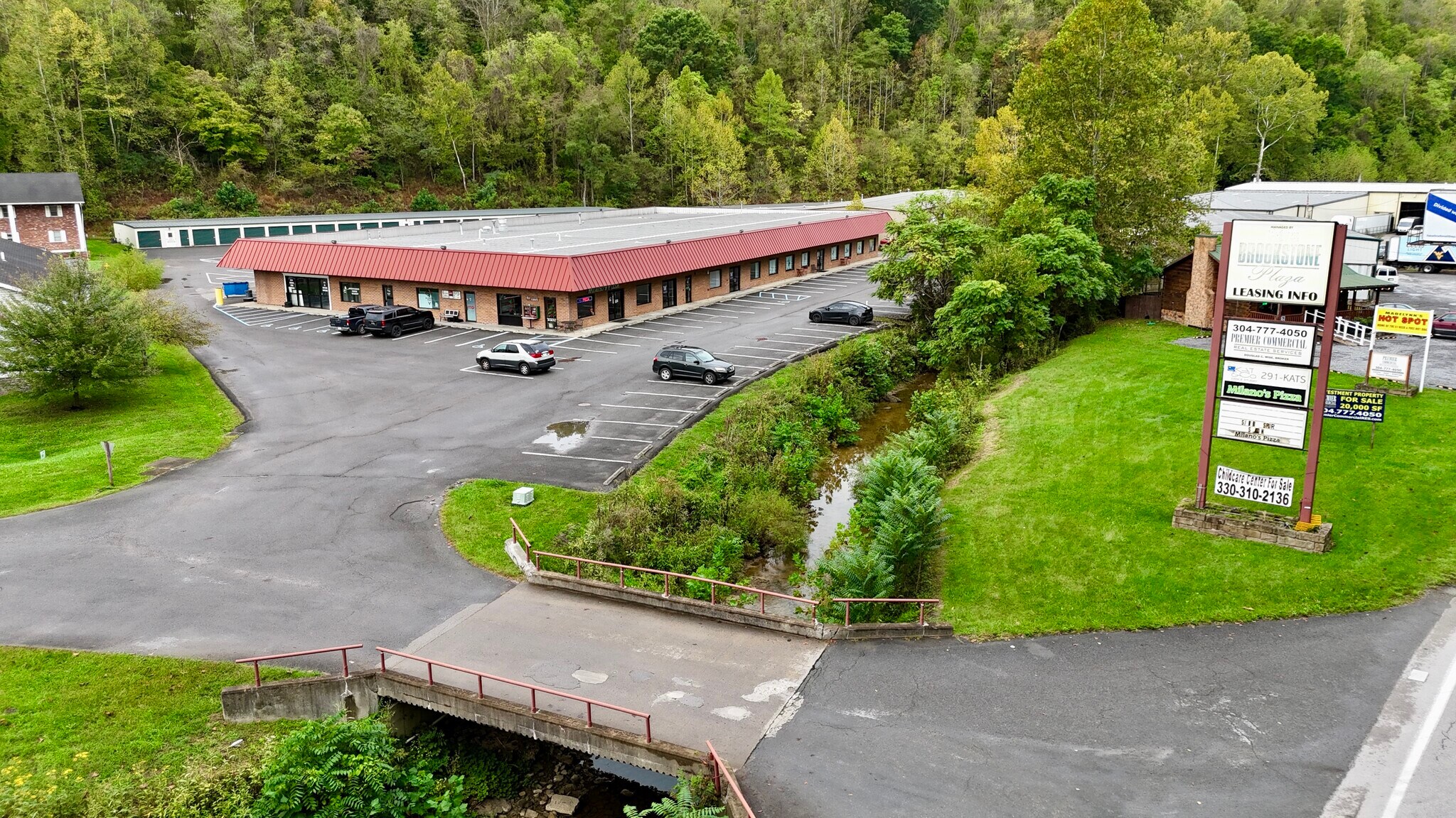 103 Brookstone Plz, Morgantown, WV à vendre Photo du bâtiment- Image 1 de 10