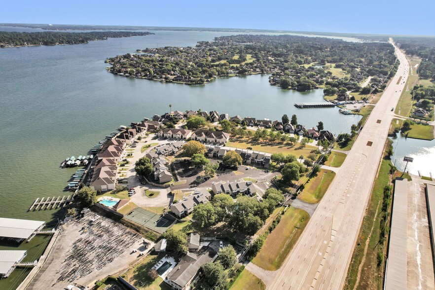 17578 Highway 105, Montgomery, TX for sale - Building Photo - Image 3 of 38