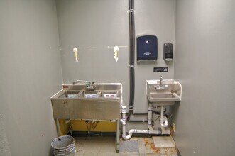 3857 E Southcross Blvd, San Antonio, TX à louer Photo intérieure- Image 2 de 9