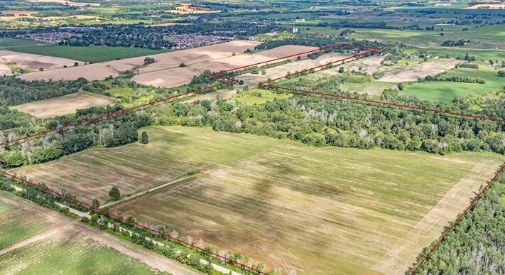 4065 5th Line, Innisfil, ON à vendre Photo principale- Image 1 de 1