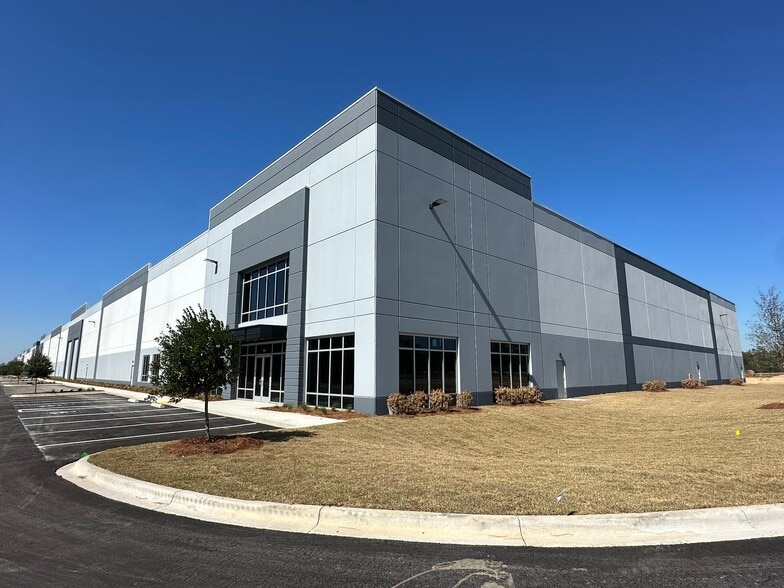 1060 Mossyhead Plaza Drive, Defuniak Springs, FL for lease - Building Photo - Image 2 of 9