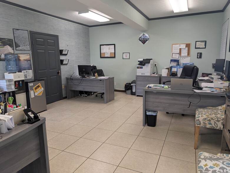 861 SW Lakehurst Dr, Port Saint Lucie, FL for sale - Building Photo - Image 3 of 40