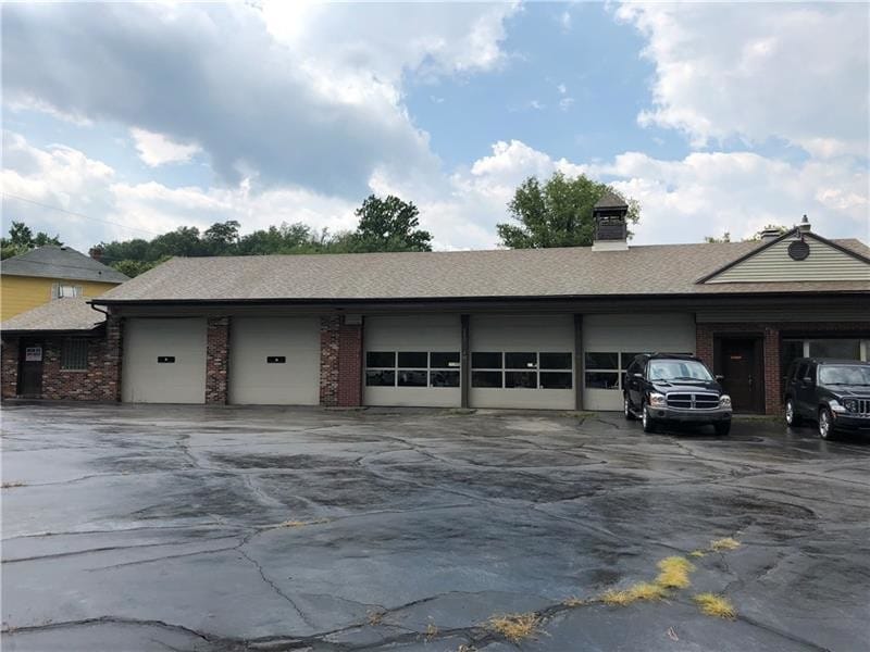 305 Sampson St, New Castle, PA for sale Other- Image 1 of 7