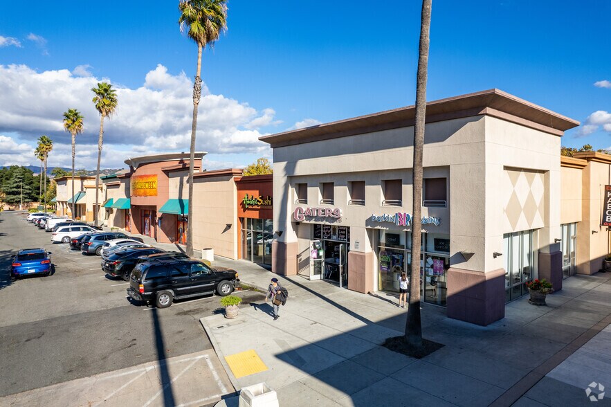 3744-3900 Mowry Ave, Fremont, CA à louer - Photo du bâtiment - Image 1 de 3