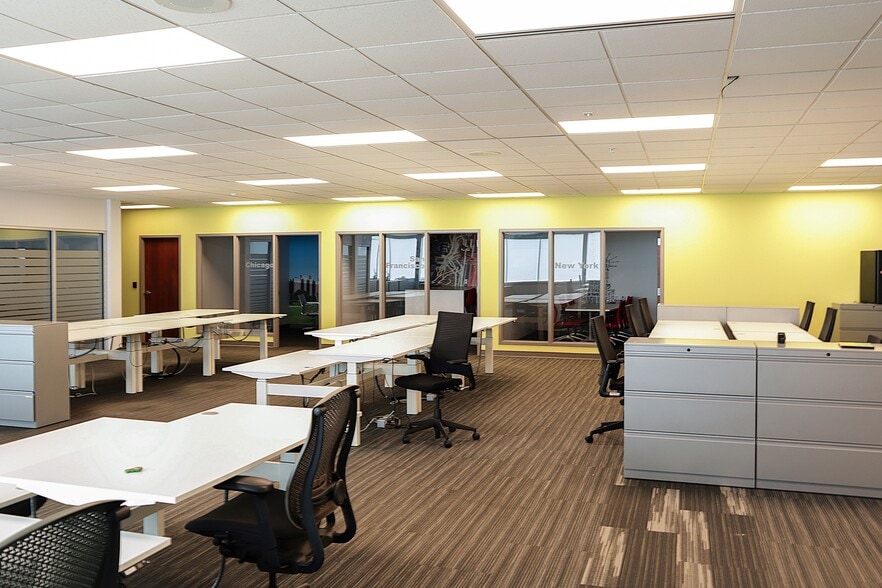 4147 Eastern Ave SE, Wyoming, MI for sale - Building Photo - Image 3 of 7