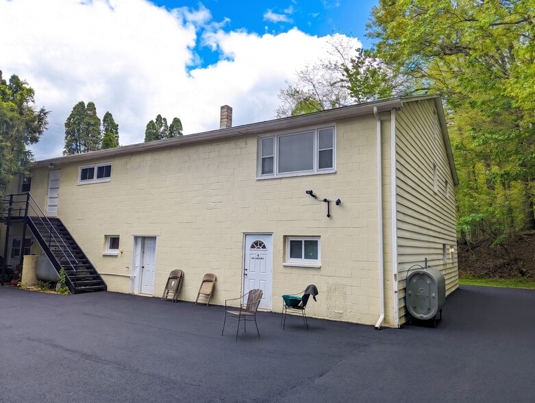 768 Lewisberry Rd, Lewisberry, PA for sale - Building Photo - Image 3 of 24