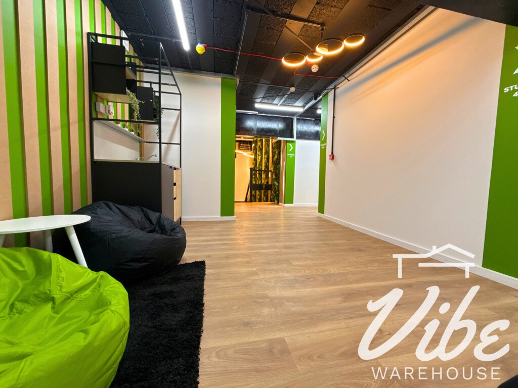 Ferrier St, Londres à louer Photo du bâtiment- Image 1 de 11