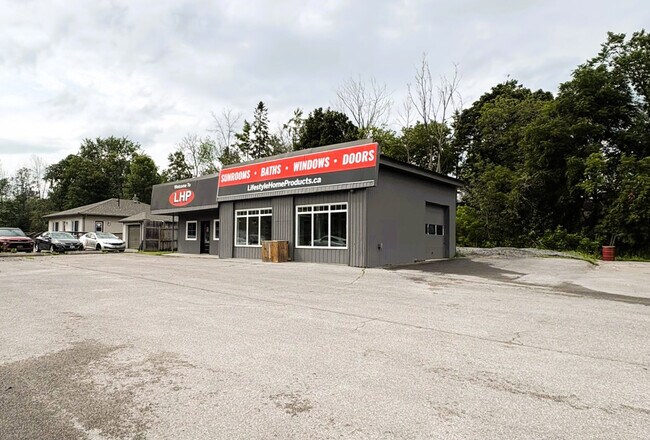 Plus de détails pour 3432 Princess St, Westbrook, ON - Flex à vendre