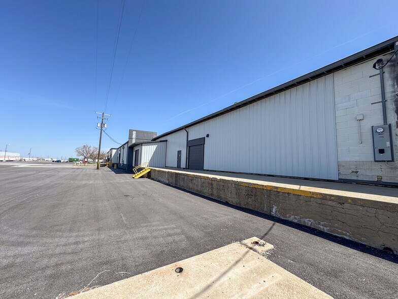 225 S Lodestone Way, Tooele, UT for lease - Building Photo - Image 3 of 14