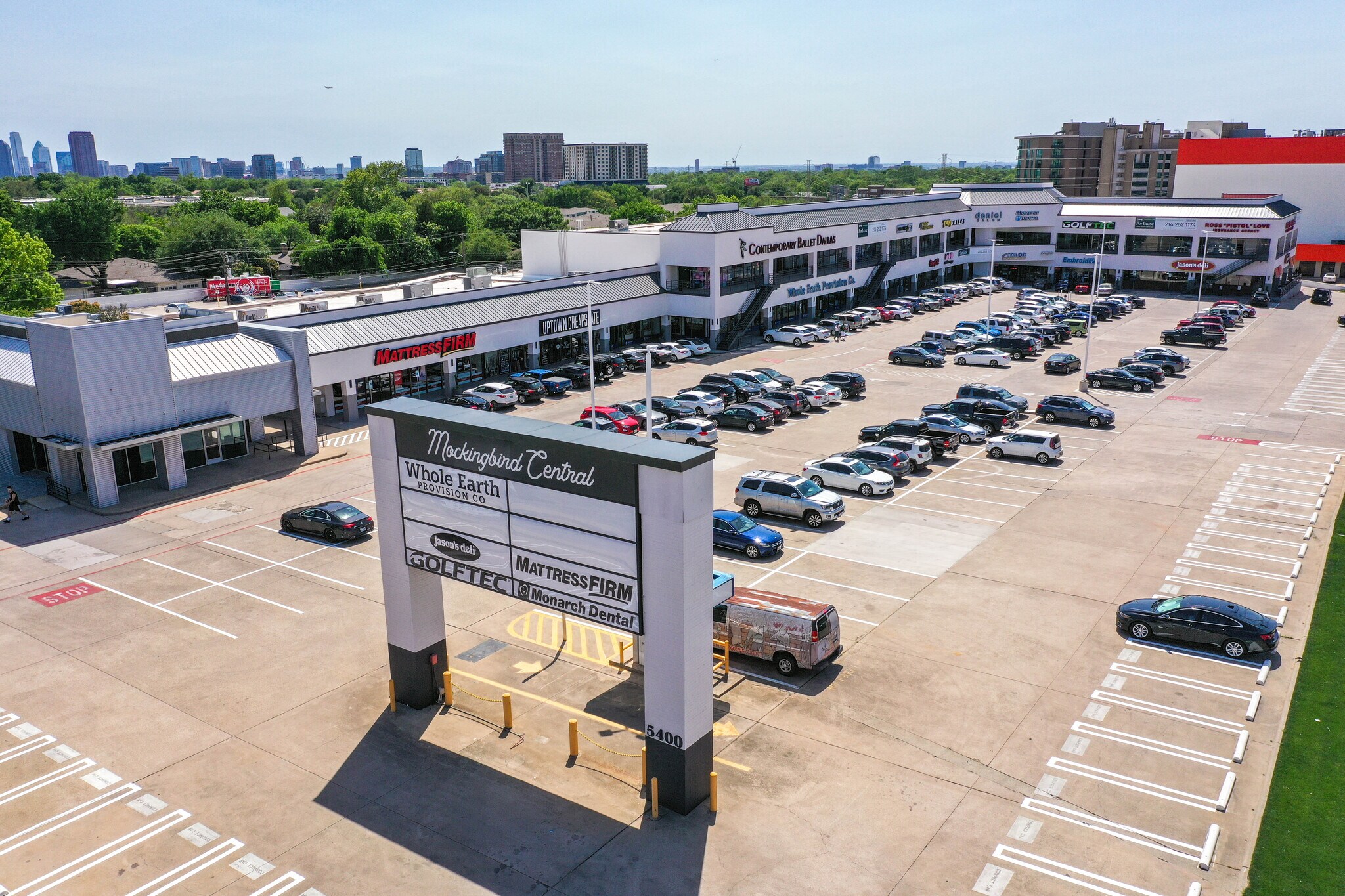 5400 E Mockingbird Ln, Dallas, TX à louer Photo principale- Image 1 de 10