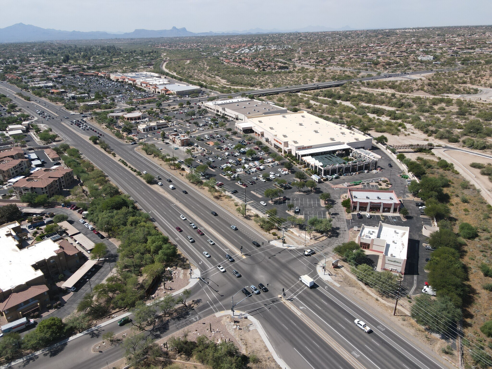 10775-10885 N Oracle Rd, Tucson, AZ à louer Photo principale- Image 1 de 13
