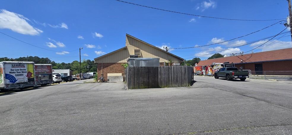 6228 Yadkin Rd, Fayetteville, NC for sale - Building Photo - Image 3 of 24