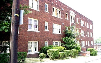 Plus de détails pour 1832 Willowhurst Rd, Cleveland, OH - Multi-résidentiel à vendre