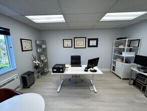 2542-2556 N Federal Hwy, Fort Lauderdale, FL for lease Interior Photo- Image 2 of 3
