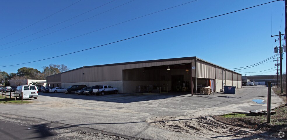 111 N 12th St, West Columbia, SC à vendre - Photo du bâtiment - Image 3 de 76