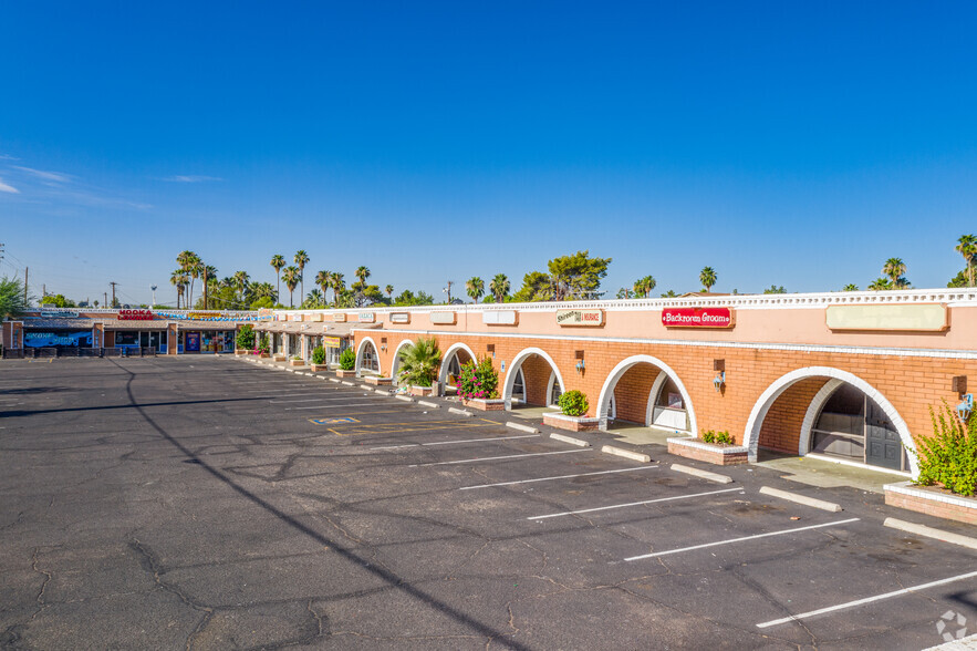 7802-7832 N 27th Ave, Phoenix, AZ for lease - Primary Photo - Image 1 of 4