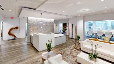 250 N Orange Ave, Orlando, FL for lease Interior Photo- Image 2 of 13