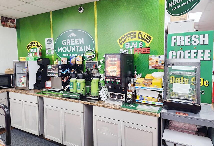 19 Williams St, Stroudsburg, PA à vendre - Photo du bâtiment - Image 3 de 7